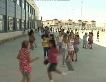 Imagen de Comienza El Curso Escolar 2011-12 Para 6539 Torrevejenses En Educación Infantil Y Primaria