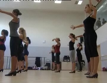 Imagen de La Bailaora Ursula Lopez Imparte En Torreveija Un Curso Intensivo De Baile Flamenco