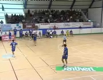 Imagen de El Club Balonmano Torrevieja Empato (32-32)En Casa Con El Naturhouse