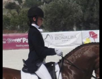 Imagen de TANIA TERESA GIL CLASIFICADA PARA IR AL CAMPEONATO DE ESPAÑA DE DOMA CLÁSICA