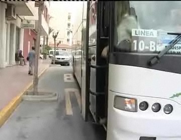 Imagen de El ayuntamiento subvencionará el transporte a todos los escolares de la ciudad