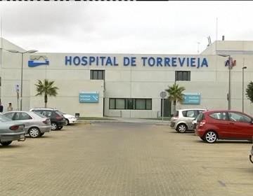 Imagen de El Hospital de Torrevieja, el centro de la Comunidad Valenciana más premiado en los TOP 20