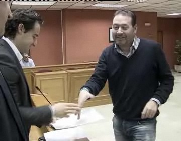 Imagen de Entregados los convenios para clubes de Torrevieja y constituido el Consejo Municipal de Deportes