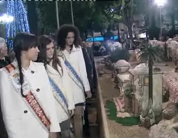 Imagen de Mas de cien entidades torrevejenses participaron en la ofrenda floral a La Purisima