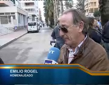 Imagen de La XV Carrera Ciclista Fiestas Patronales homenajeó al ciclista Emilio Rogel