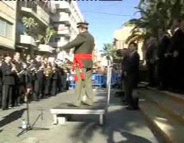 Imagen de Mas de 300 coralistas y músicos interpretaron el Himno de Torrevieja el Día de la Constitución