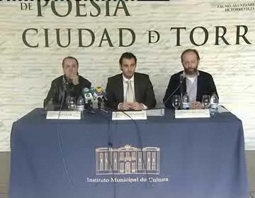 Imagen de Juan Cobos Wilkins, ganador del XVI Premio Internacional de Poesía Ciudad de Torrevieja