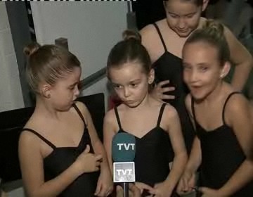 Imagen de Éxito de la Gala benéfica de la Escuela de Danza Mª del Angel destinada a Asimepp Torrevieja
