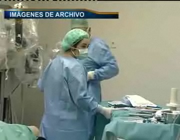 Imagen de El Hospital San Jaime de Torrevieja implanta una endoprótesis de aorta