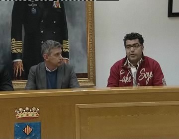 Imagen de Un profesor de Torrevieja presenta 2 publicaciones sobre vela y animación-recreación