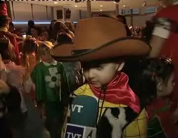 Imagen de Más de 170 niños participan en el Baile Infantil del Carnaval 2012