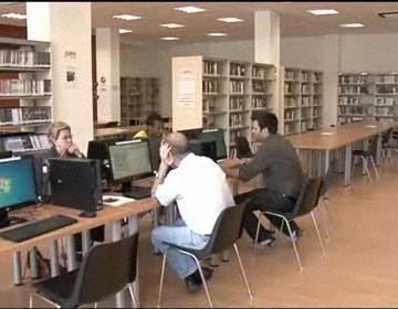 Imagen de La nueva biblioteca del Acequión recibe 4000 usuarios en su primer mes de funcionamiento