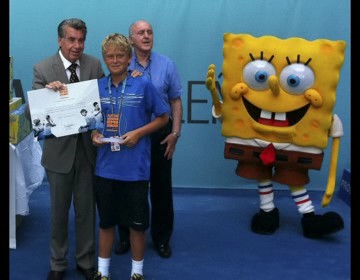 Imagen de El jugador del CT Torrevieja Nicola Kuhn se proclama campeón del Open Mutua Madrid Sub12