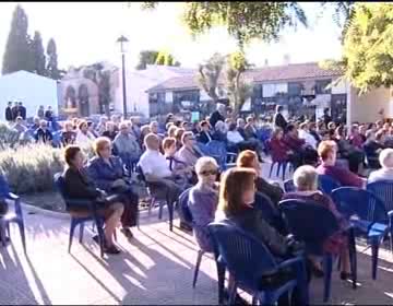 Imagen de Miles de personas visitaron a sus difuntos en el cementerio el Día de Todos los Santos