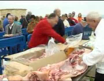 Imagen de La Mata celebra un año más el Día Internacional del Cochino