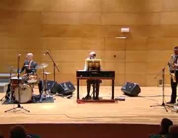 Imagen de Jeff Jerolamon Swing Thing interpretó un concierto de jazz con obra de Gene Krupa