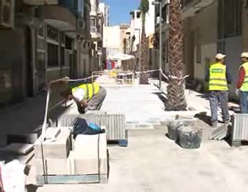 Imagen de En Semana Santa quedará totalmente finalizada la reurbanización de la calle Diego Hernández