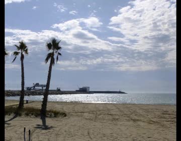 Imagen de Las playas de Torrevieja preparadas para acoger a los miles de turistas de Semana Santa