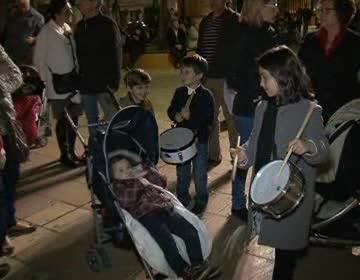 Imagen de Tambores y campanas fundieron su sonido en la Tamborrada para anunciar la resurreción de Jesús