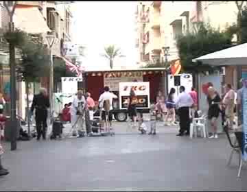 Imagen de Desfile canino, zumba, juegos en la calle, música o hinchables en 