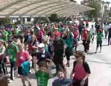 Imagen de Unas 500 personas participaron en la marcha convocada por Andar X Andar para el niño Pedro