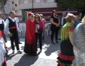 Imagen de La Casa de Andalucía Rafael Alberti celebró las Cruces de Mayo en la plaza del Calvario