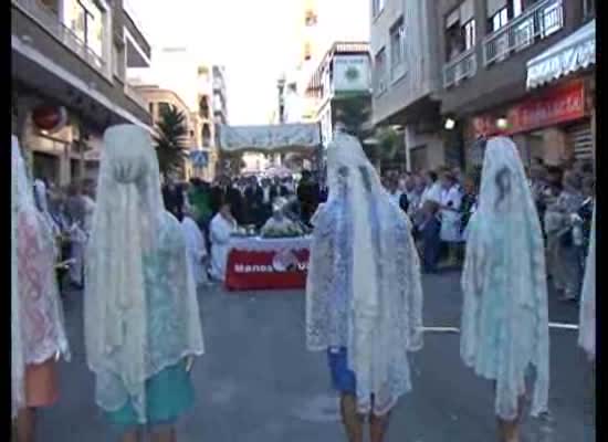 Imagen de Más de 150 niños y niñas de Primera Comunión participaron en la Procesión del Corpus