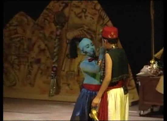 Imagen de Más de 70 niños y niñas del colegio Ciudad del Mar representaron el musical Aladín