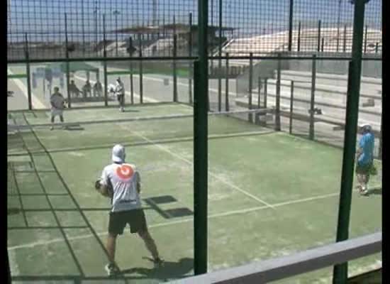 Imagen de El torneo de pádel a beneficio de la cofradía de la Esperanza reunió a 45 parejas