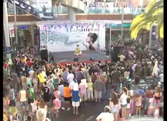 Imagen de El Centro Comercial Habaneras reunió a cientos de personas en la Gala Final de Factor H