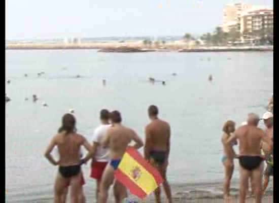 Imagen de 35 socorristas de Cruz Roja Torrevieja participaron en la tradicional travesía náutico- terrestre