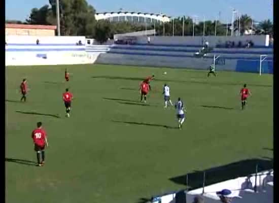 Imagen de Un FC Torrevieja afortunado ganó por (1-0) a un Utilel combativo y con muy mala suerte