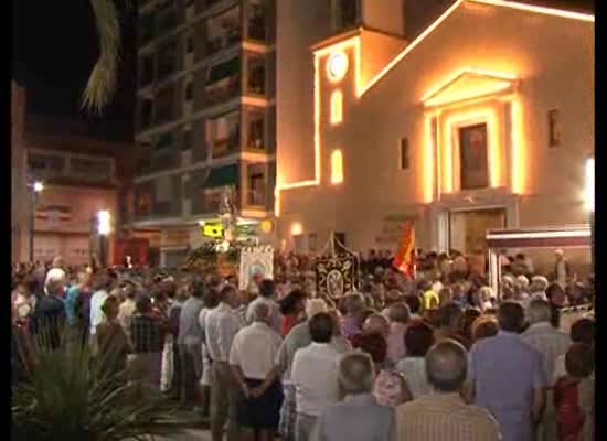 Imagen de Toda La Mata participó en el desfile multicolor y recorrió las calles en procesión con su Patrona