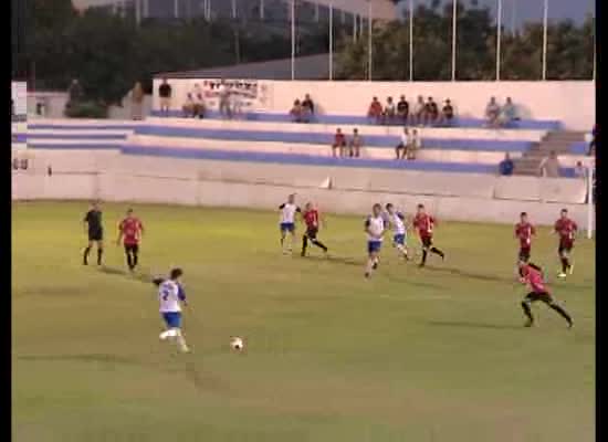 Imagen de El F.C. Torrevieja empató (0-0) frente a un Español combativo que lesionó a Obele y a Valdeolivas