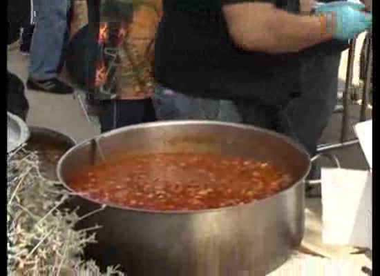 Imagen de La UMT celebró la X Edición de Recuperación de Costumbres Torrevejenses con callos y michirones