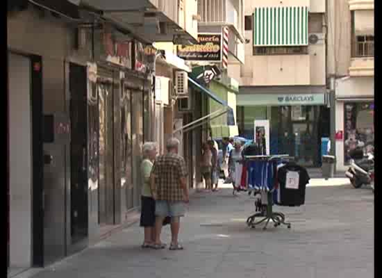 Imagen de Torrevieja, Jávea y Villena impulsan una aplicación móvil para el comercio urbano