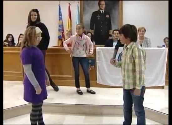 Imagen de Un pleno infantil conmemora el Día Universal del Niño en Torrevieja