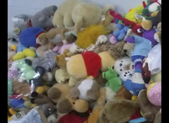 Imagen de Cruz Roja Torrevieja reparte más de 300 juguetes entre 108 niños