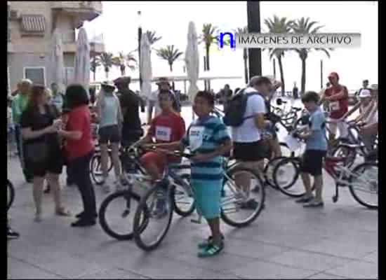 Imagen de I Marcha solidaria en Mountain Bike de Torrevieja a beneficio de APANEE