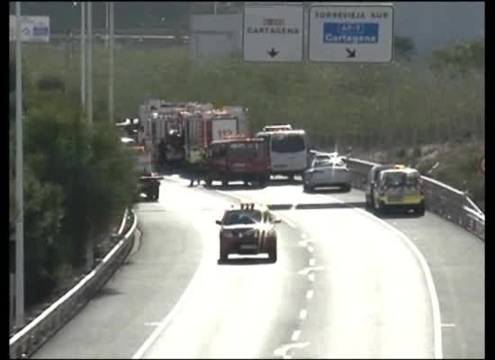 Imagen de Dos fallecidos en un accidente al colisionar su vehículo con un autobús en Torrevieja