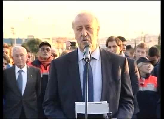 Imagen de Más de 2000 personas reciben a Vicente del Bosque en Torrevieja en el homenaje a 