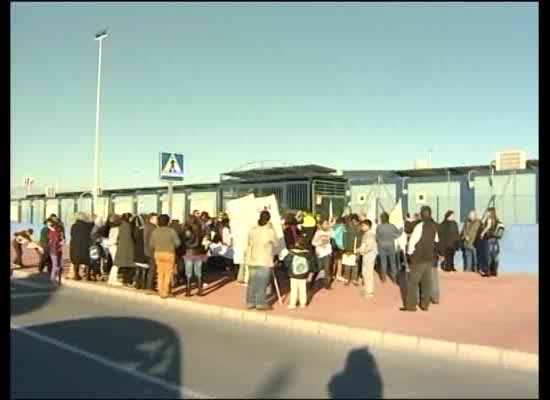 Imagen de El CP Ciudad de Oviedo protesta contra el cierre del centro anunciado por Generalitat