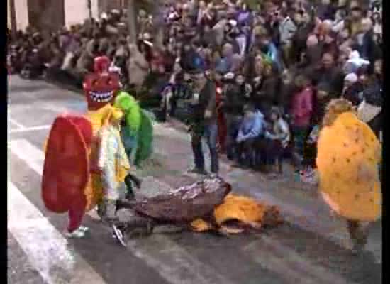 Imagen de Más de 30 comparsas participarán en el Desfile Concurso de carnaval 2014