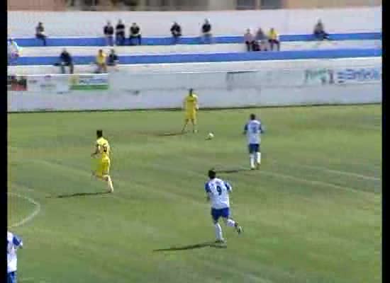 Imagen de El FC Torrevieja perdió por (0 -1) frente al Villarreal C, en el Campo Municipal Vicente García