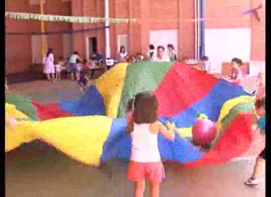 Imagen de El colegio La Purísima celebró en sus instalaciones el 5º Día de la Familia y la Feria del Juego