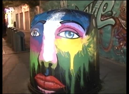 Imagen de Presentados 63 trabajos al I Concurso Nacional de Graffiti en contenedores de vidrio de Torrevieja
