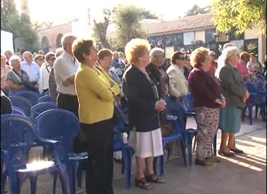 Imagen de Miles de personas visitaron a sus difuntos el día de Todos los Santos