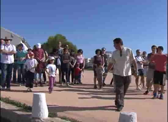 Imagen de Cuarenta personas disfrutaron de la ruta La historia de nuestras plantas en la laguna de La Mata