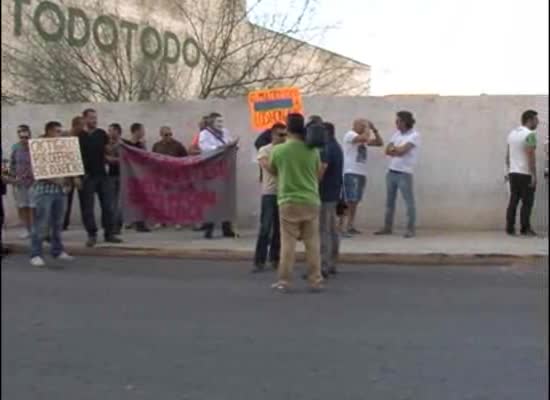 Imagen de Absueltos los policias que fueron denunciados por quitarse la camiseta en un pleno