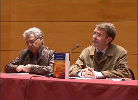 Imagen de José Vijuesca presenta en Torrevieja su libro La España del viento